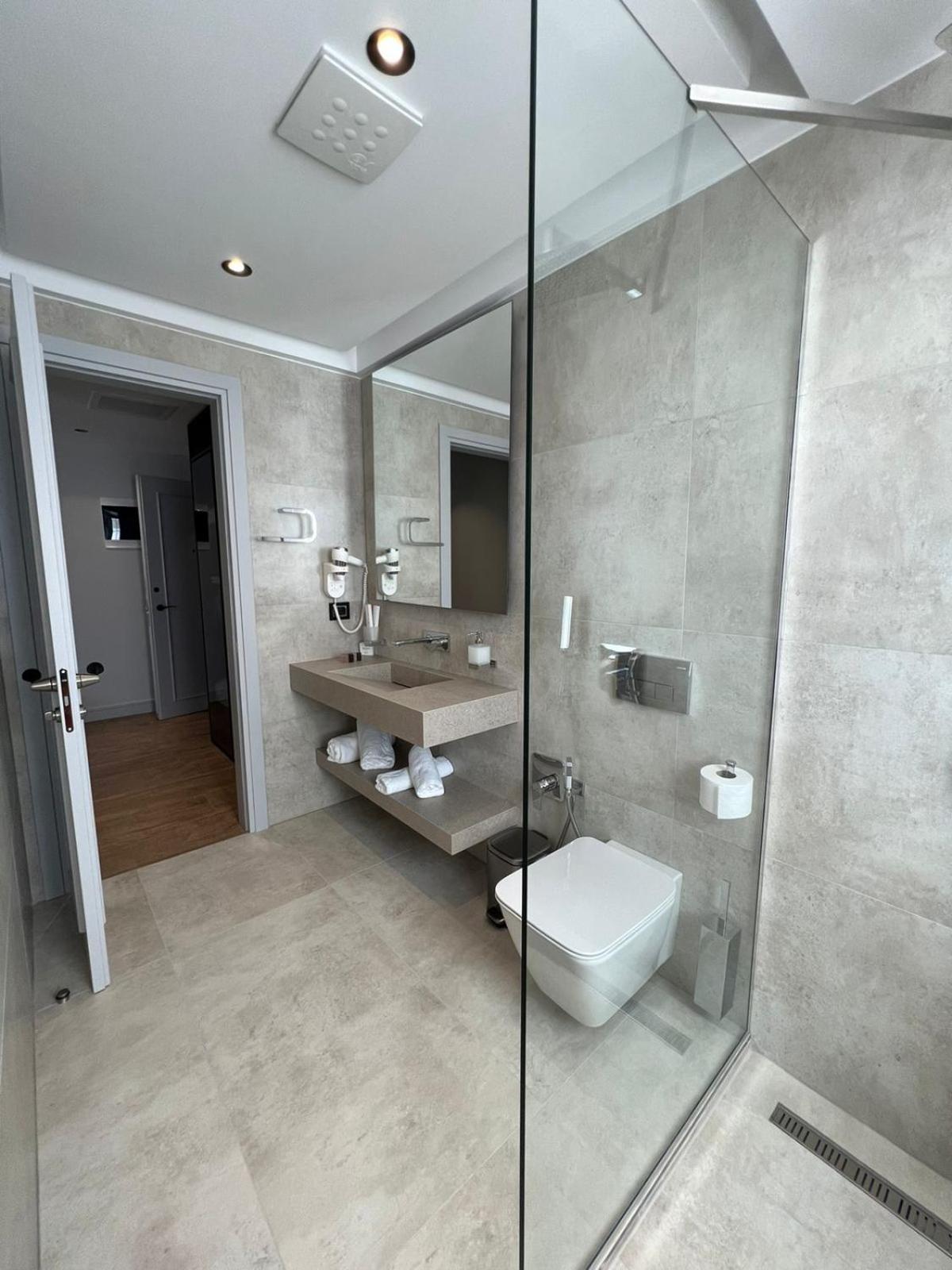 Hotel Rozafa Palace Sarandë