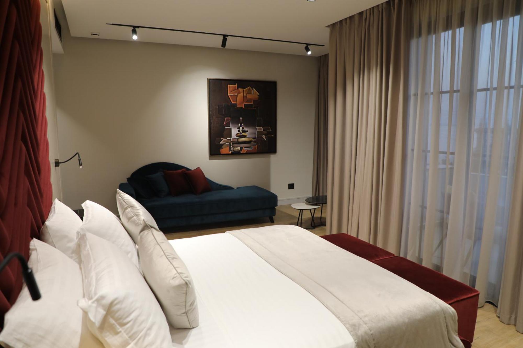 Rozafa Palace 4*